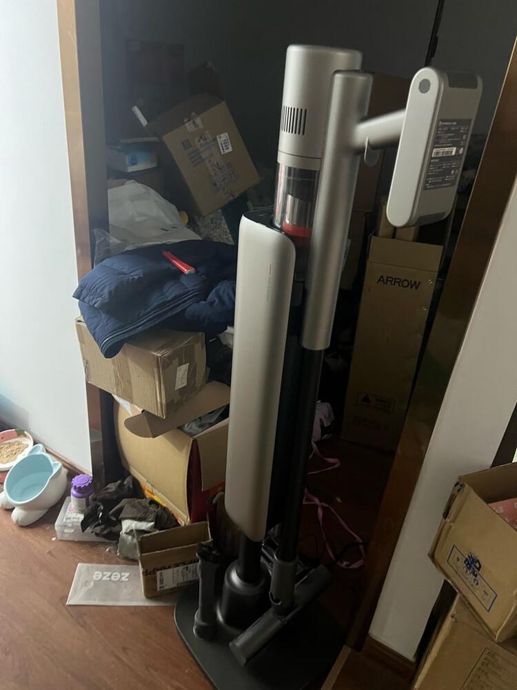 996打工人入手米家无线吸尘器3 基站版一周使用体验分享：
1、平时工作忙，而且