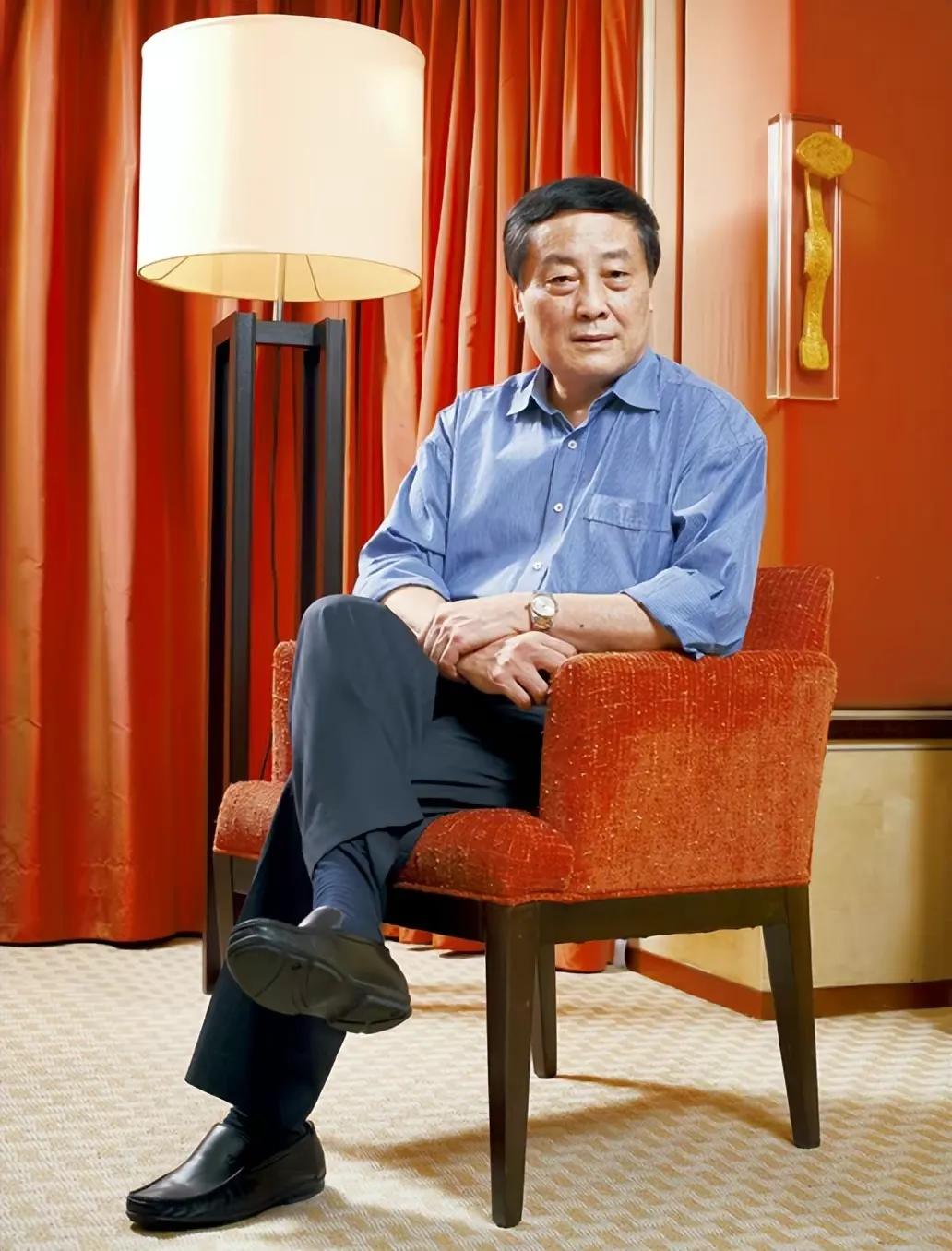 就在几天前，一位老人走了，他叫宗庆后。
本来是想写一篇文章以作怀念的，因为他的确