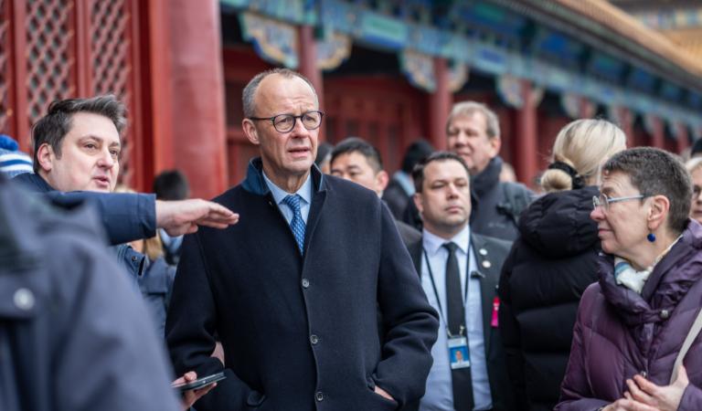 5月16日，德国总理默茨公开表示，自己不会建议孩子现在去美国学习或工作，因为美国