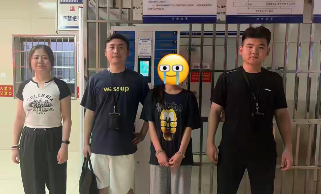 荒唐婚骗案曝光！湖南男子两年真情喂骗子，婚礼全程都是演戏
 （个人观点仅供参考，