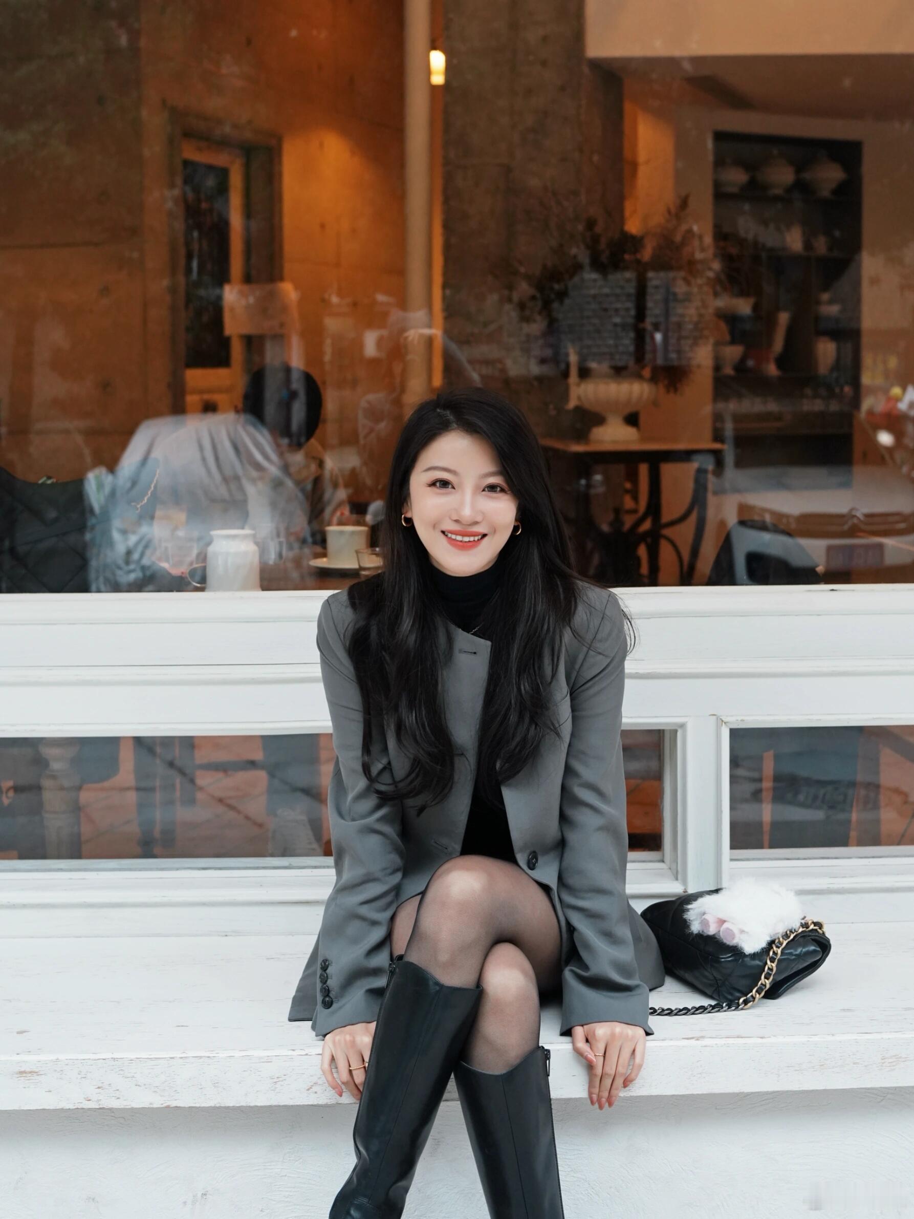 楚楚 🖤 广东主持人秋冬日常穿搭 