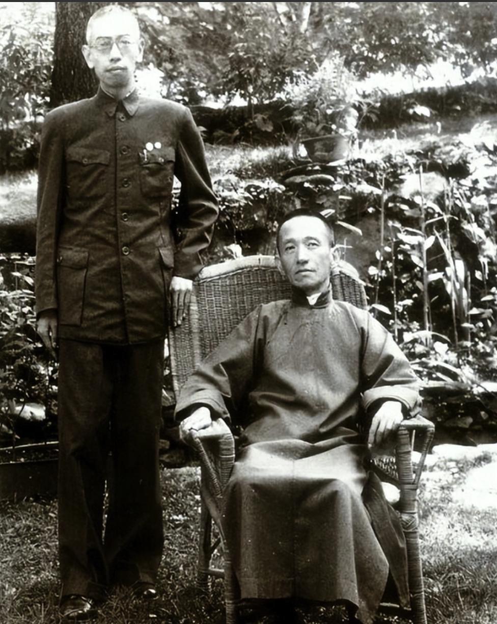 1947年，陈布雷的女儿女婿被捕，蒋介石找陈布雷谈话，询问他对此事的想法。陈布雷