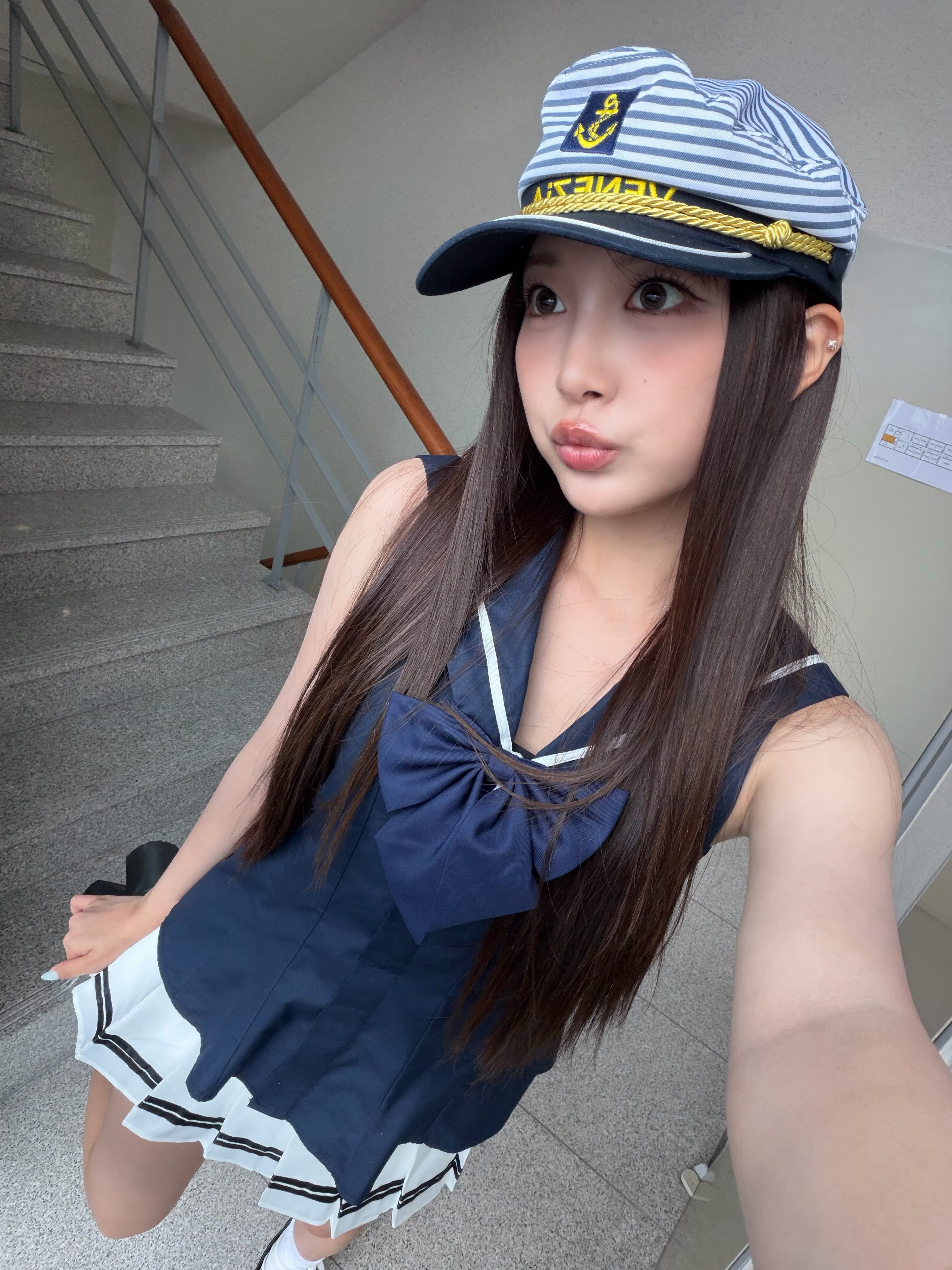 珉暑 ins更新 