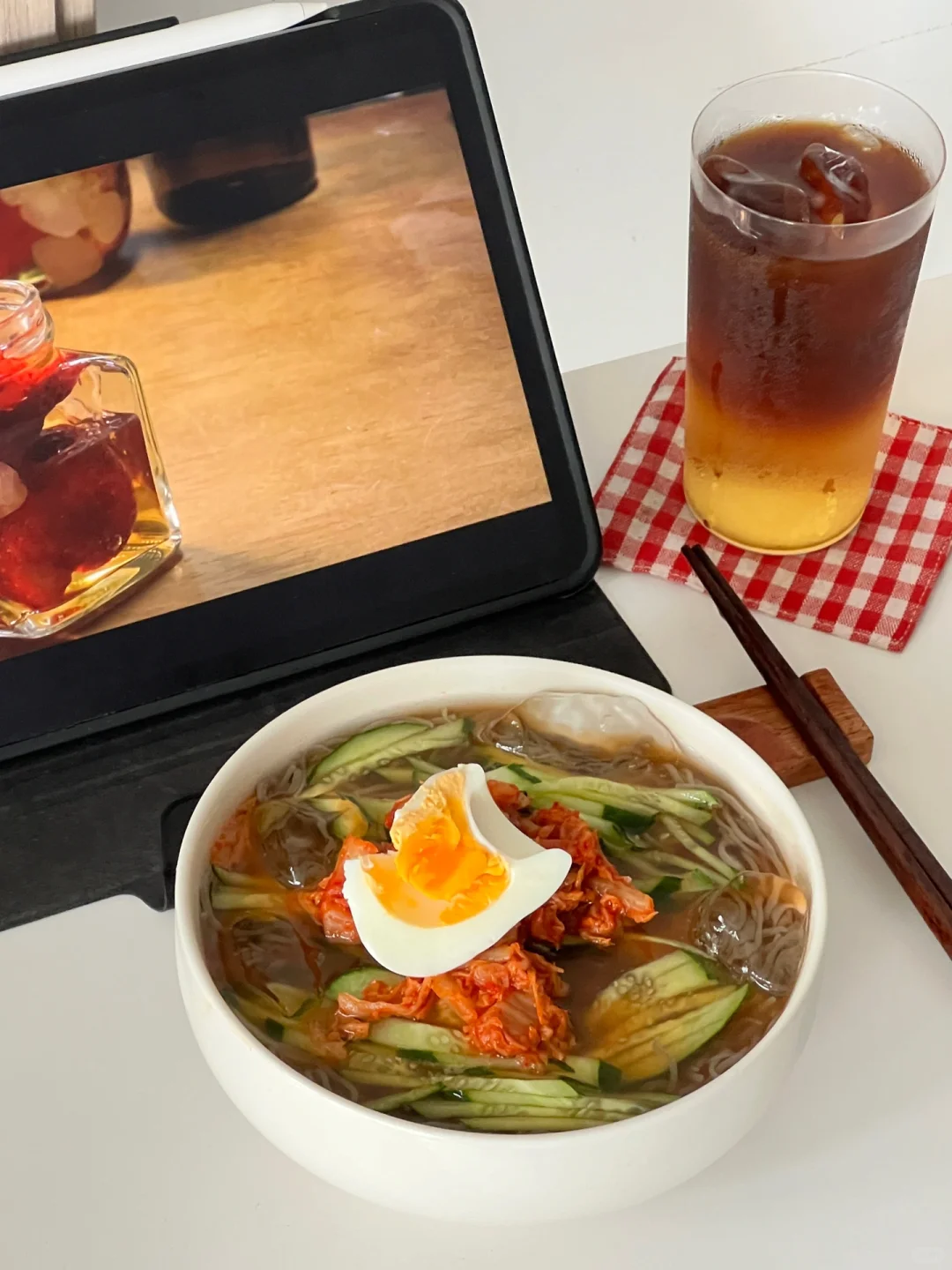 一人食午餐：嗦碗冷面🍜