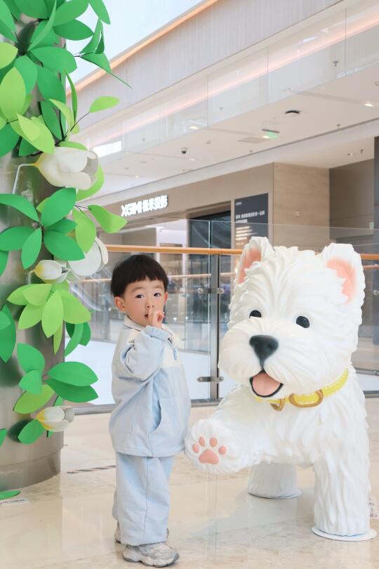 厦门的春天被巨型簪花小狗包围了‼️