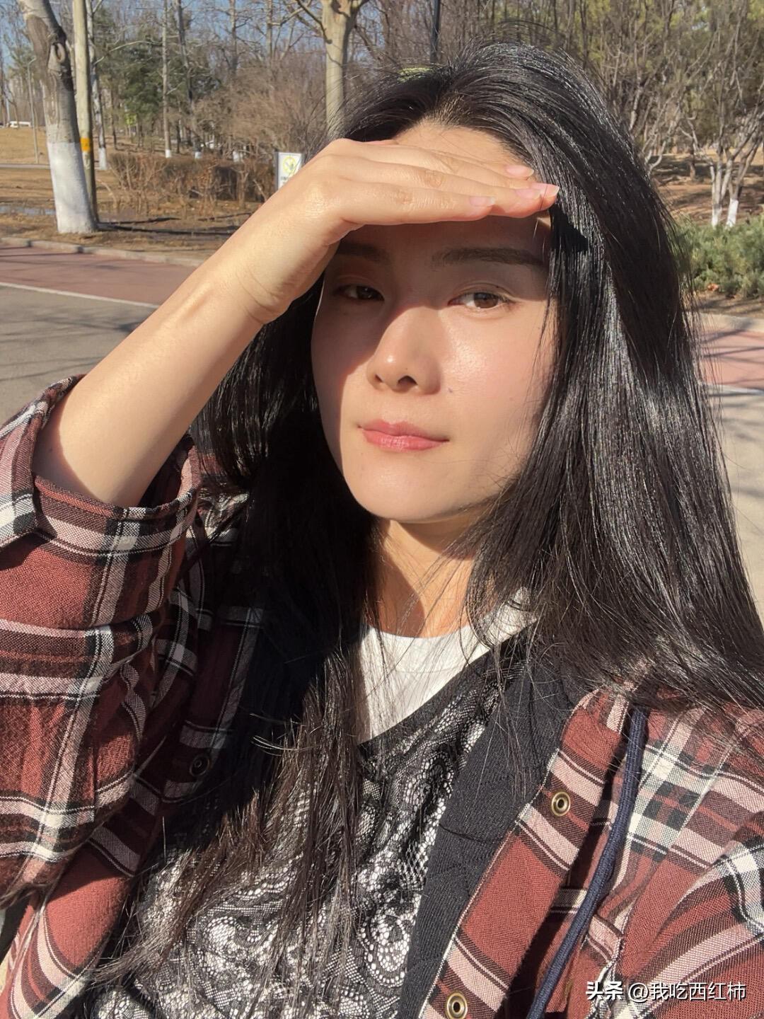 35岁单身，我好像真的一无所有
35岁了，没成家，没孩子，存款也就够糊口。
工作