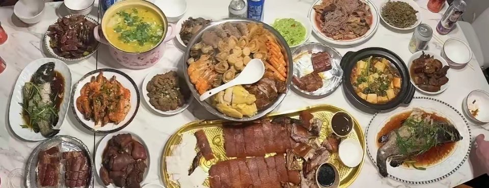 郭富城家的年夜饭，和普通人家差不多，没有什么特别的大菜 