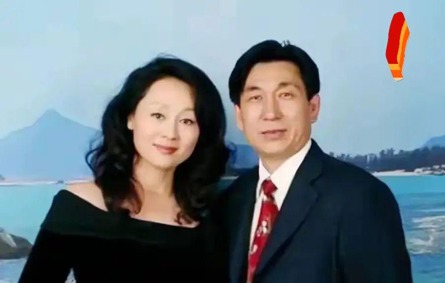 王姬
高峰
夫妻照