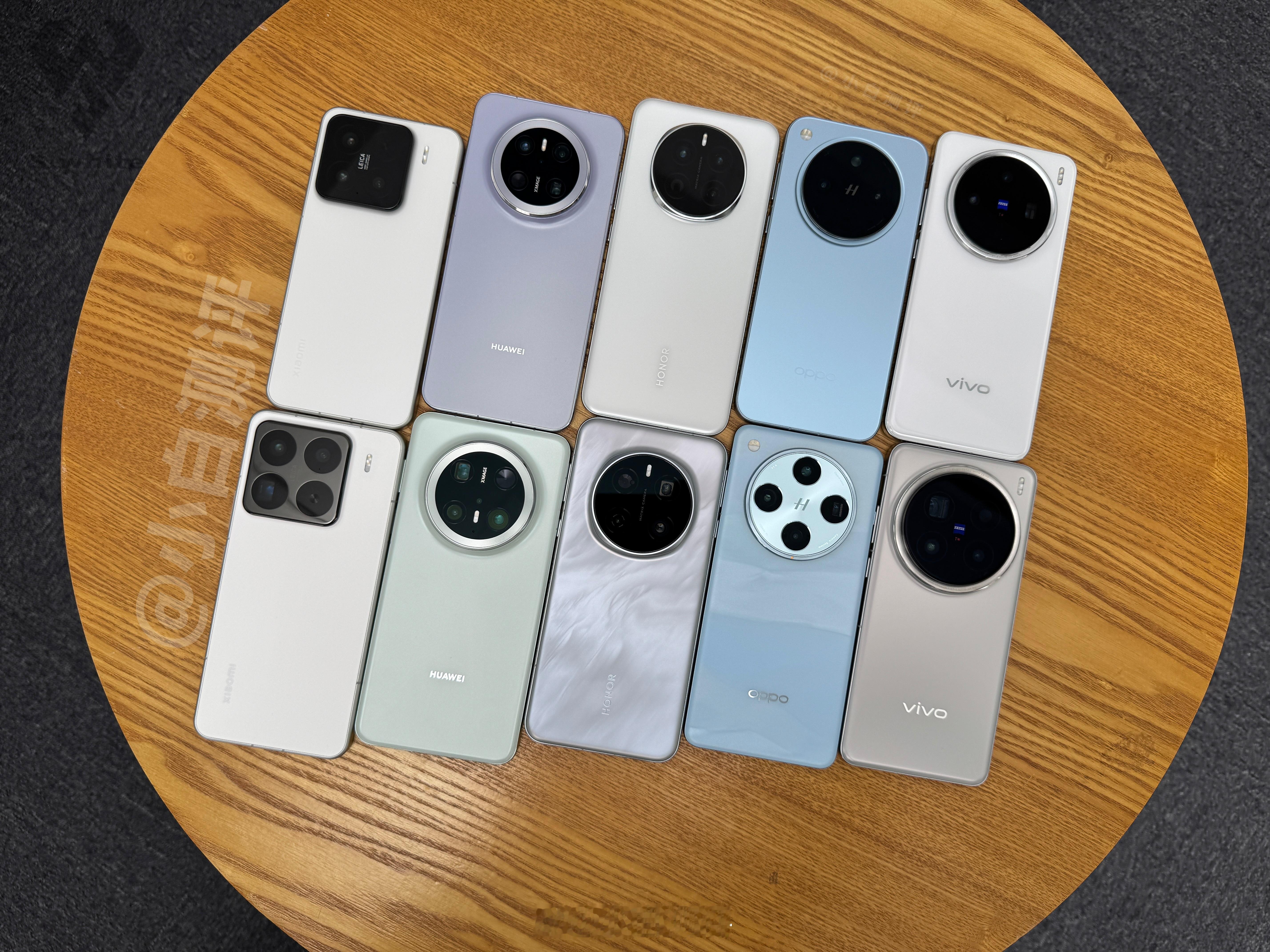 华为 小米 OPPO vivo 荣耀五家旗舰的标准版和Pro版合影🈶再过些天，