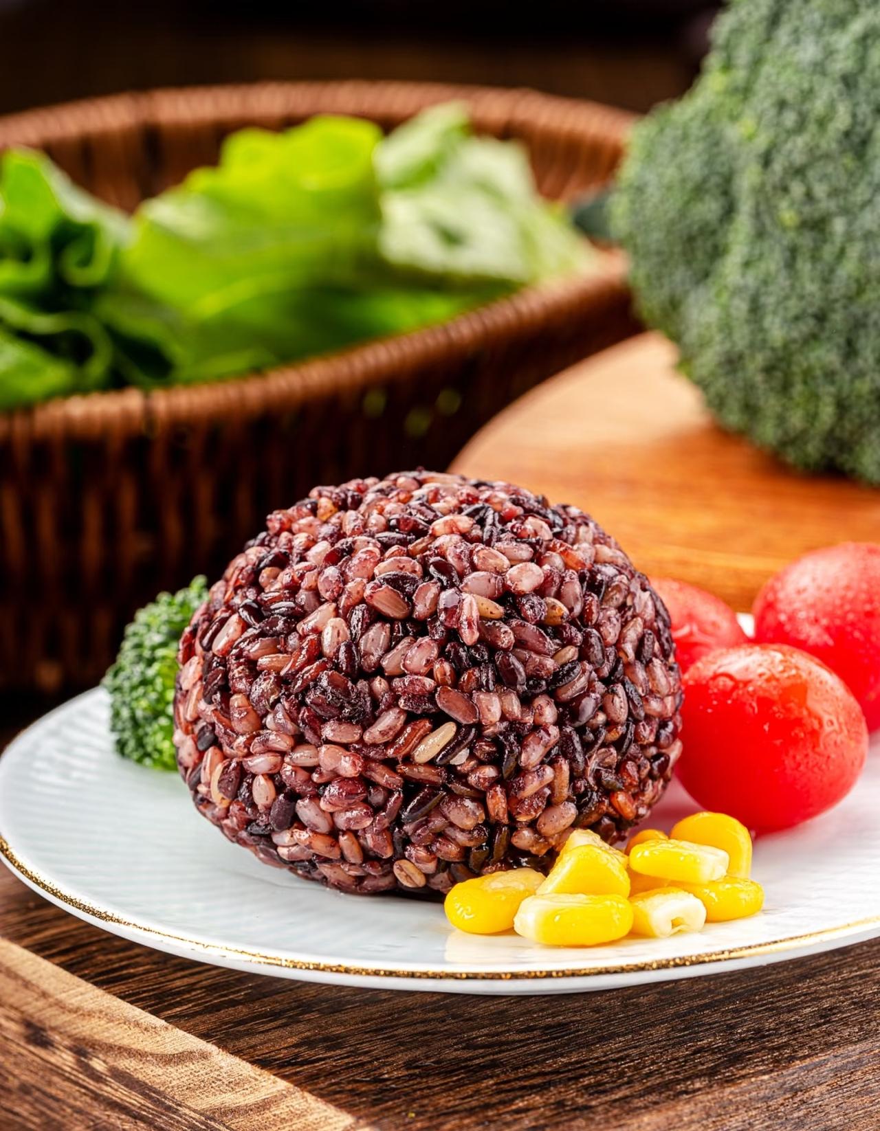 家庭减油烹饪全攻略：从厨房到餐桌的健康蜕变

3月9日，在十四届全国人大四次会议