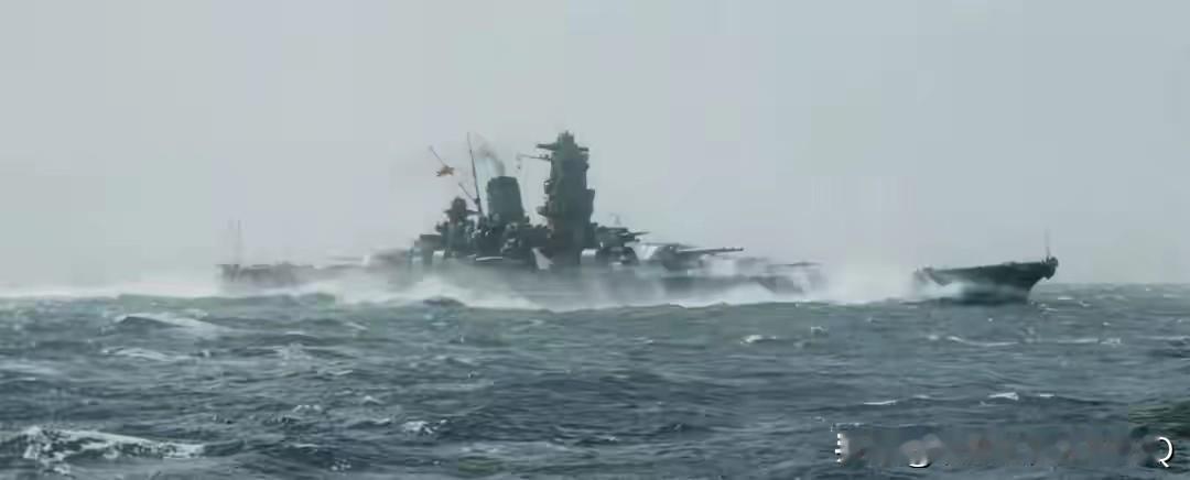 多个舰队的指挥部齐聚大和号战列舰
 
太平洋战争里，日本海军的大和号战列舰，是人