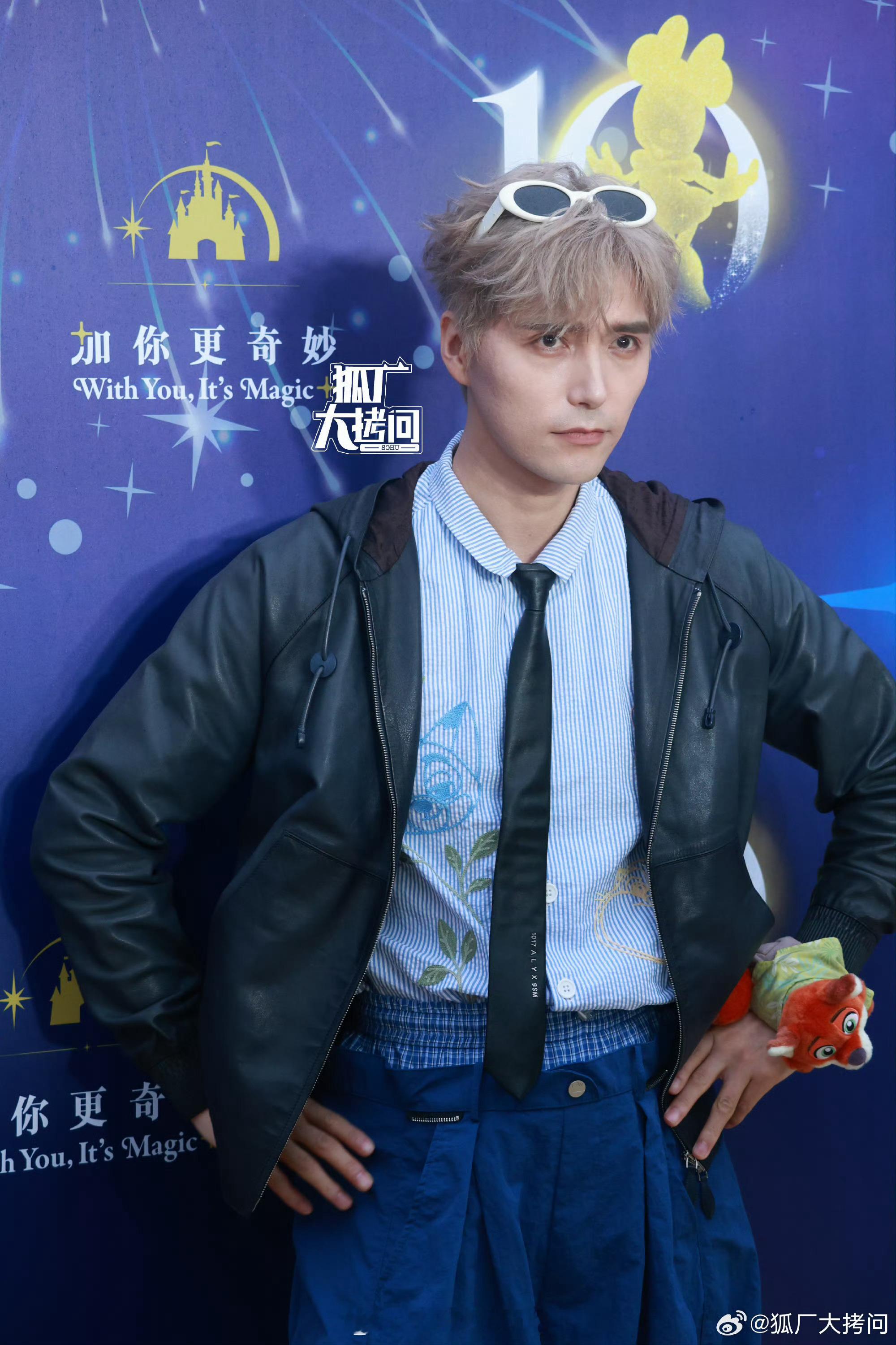 今天上海迪士尼十周年庆典红毯生图合集孙俪、刘宇宁、宋雨琦、周雨彤、王玉雯、阿云嘎