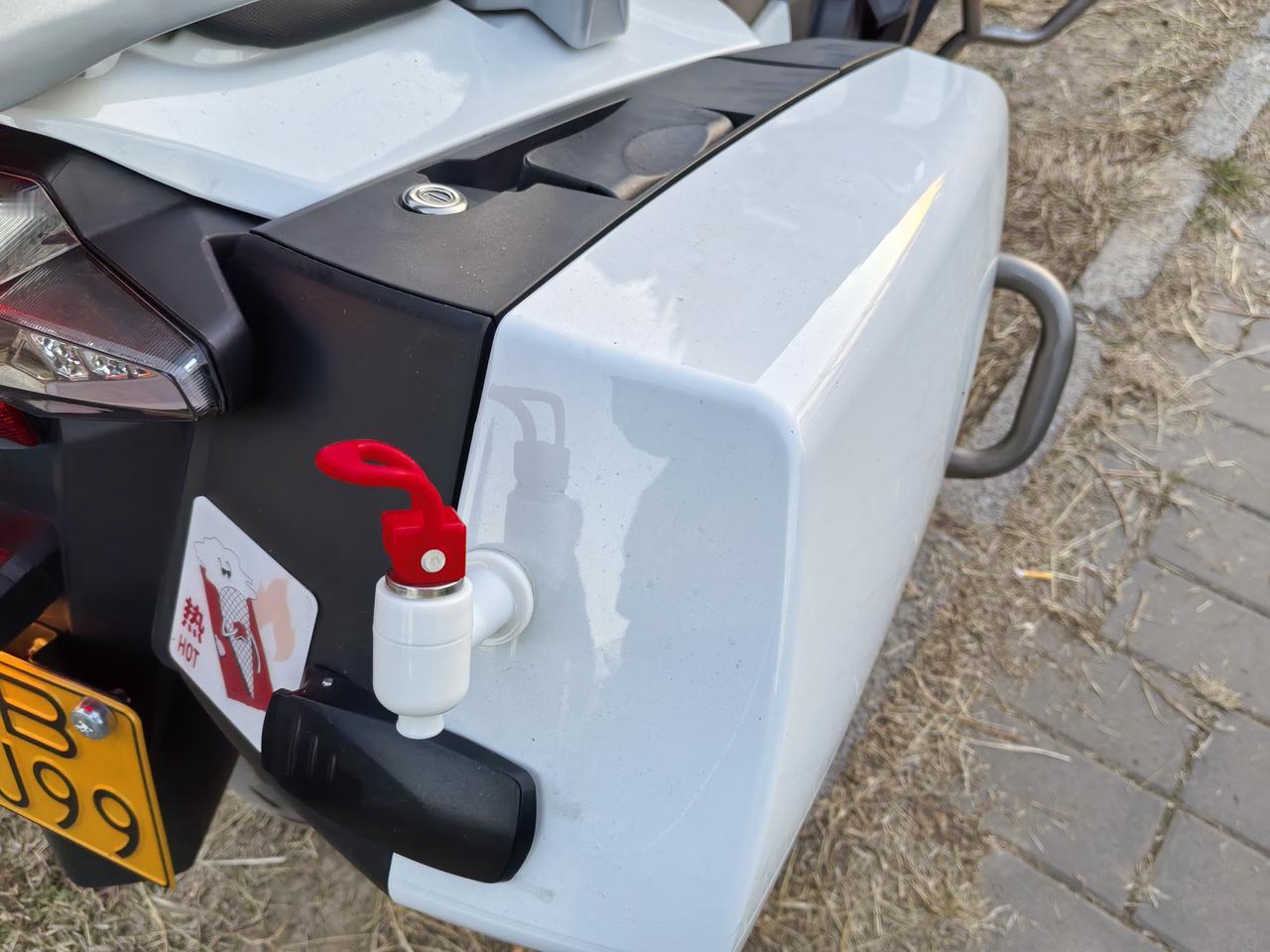 冬天喝热的 夏天喝凉的[马思纯的微笑][马思纯的微笑][马思纯的微笑]