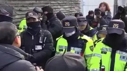 尹锡悦，逮捕令停止执行
在韩国国内局势的风云变幻中，备受瞩目的尹锡悦逮捕令事件出