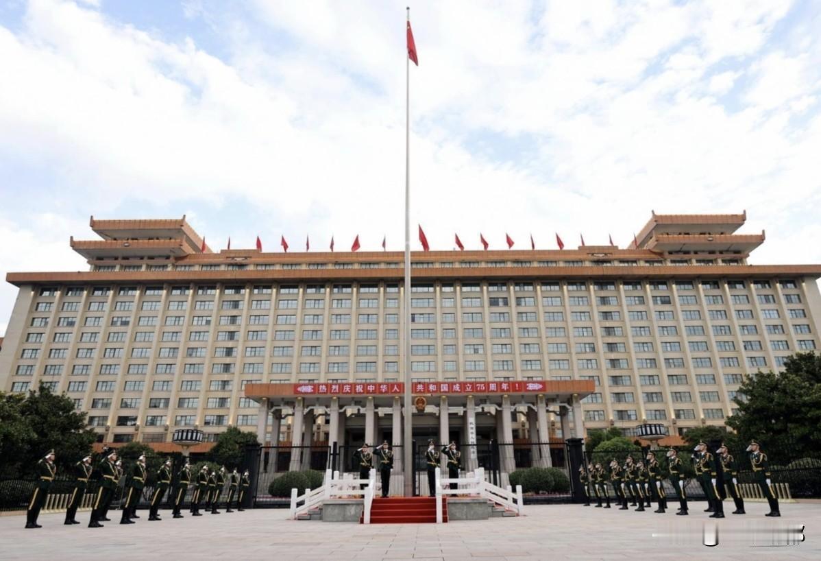 政府不一定就叫政府[笑]新中国成立后，在不同时期，政府有着不一样的称谓。以陕西省