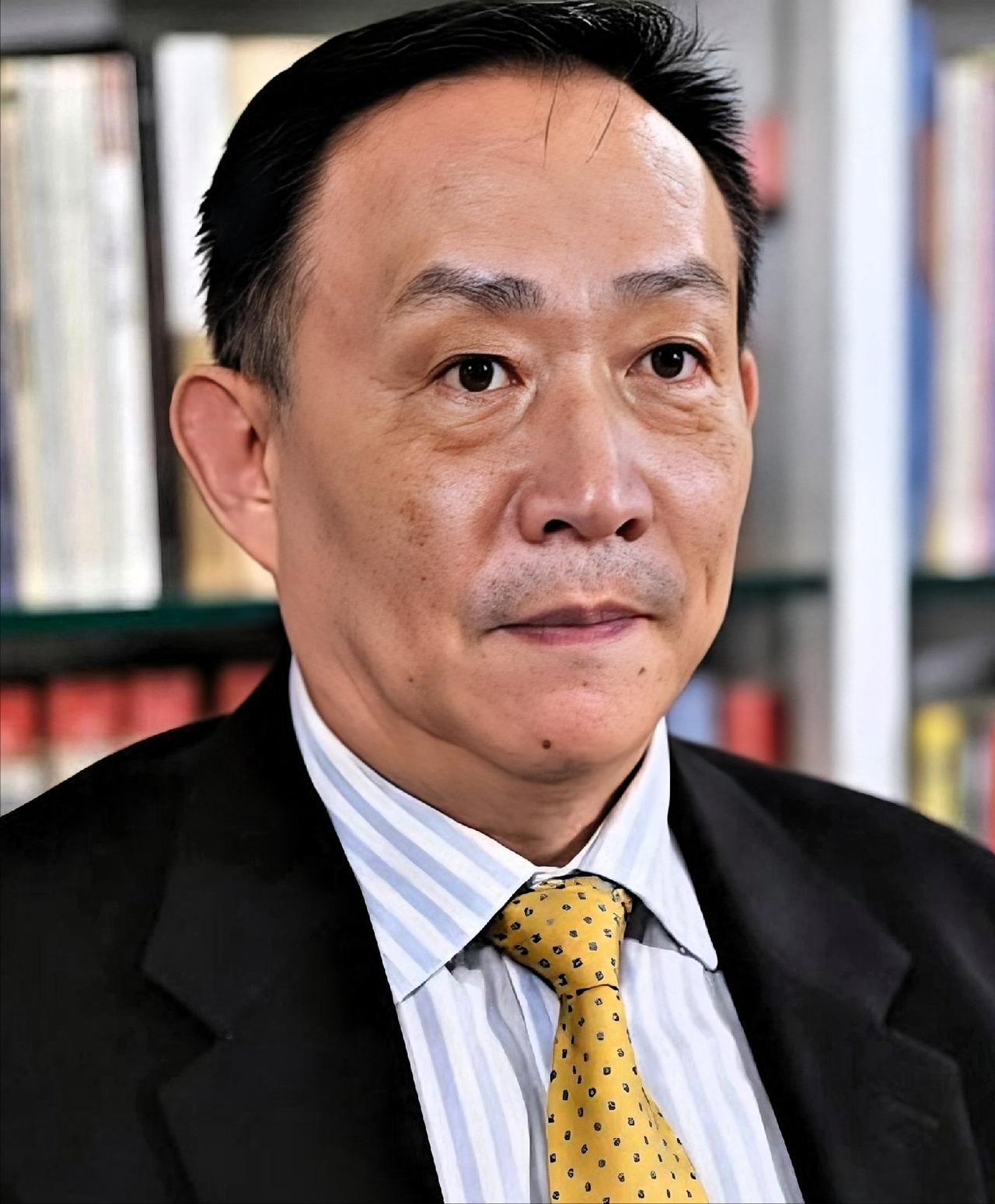 卢麒元跳出数据表象发声：绝对不要走美国所设计的城镇化之路。务必要踏踏实实地走具有