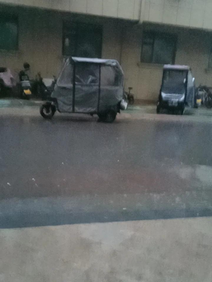 ☔河南鹤壁，下雨啦！
傍晚狂风伴着细雨如约而至，燥热瞬间消散，空气格外清新凉爽 