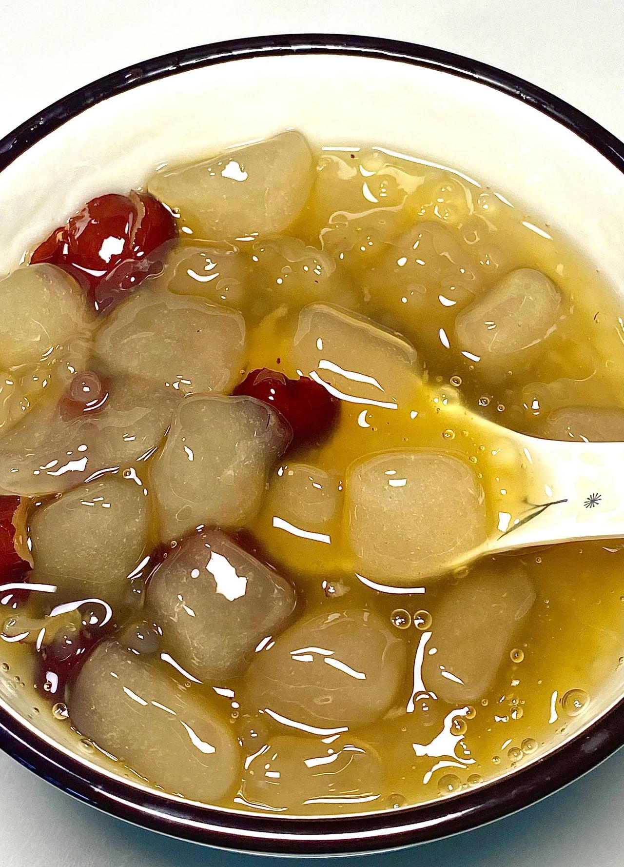 终于理解网上说的好喝到无语了！
       自制西米阿达子真的好好吃，Q弹软糯