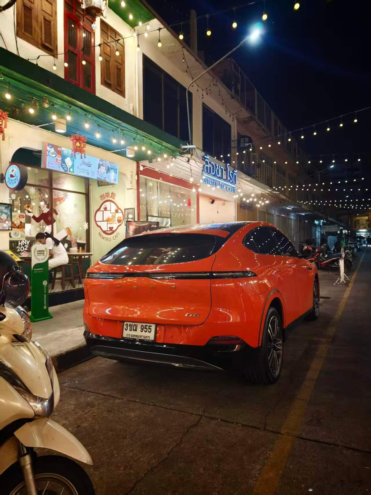 为什么说G6是台好车？我就想问问店里的小姐姐车主，感觉很有缘分，我和她都是同款颜