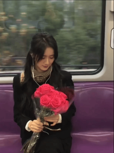 袁冰妍 大美女适合逐桢逐桢来欣赏！