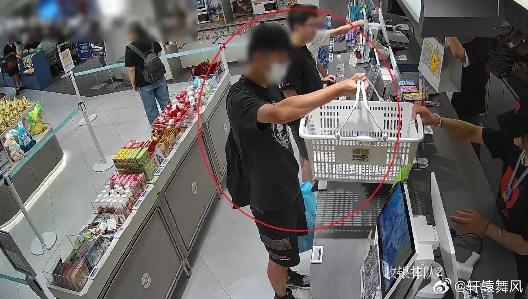男子跨省来宁波偷宝可梦卡牌为抽到溢价的隐藏款卡牌，一名男子专程从外省坐高铁来到宁