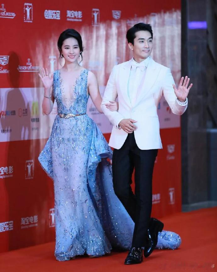 就想知道，他俩是因为啥黄的？ 