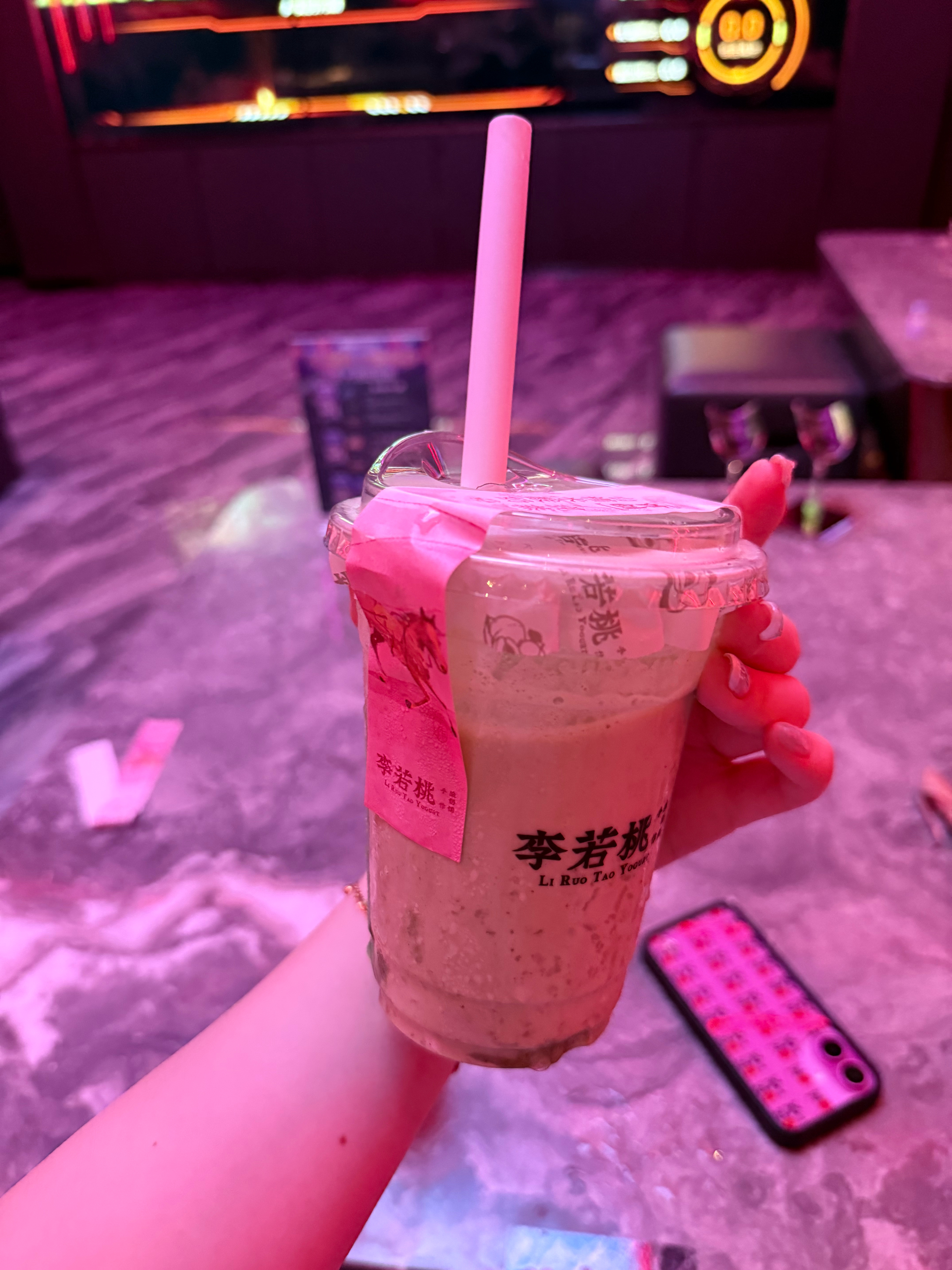 我在ktv吃米饭 