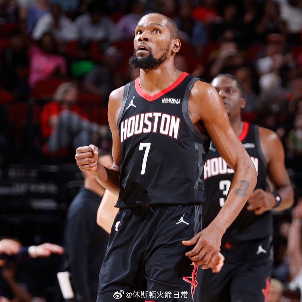 明日vs公牛，火箭将身穿黑色球衣！这套球衣目前9胜7负火箭vs公牛休斯顿火箭NB