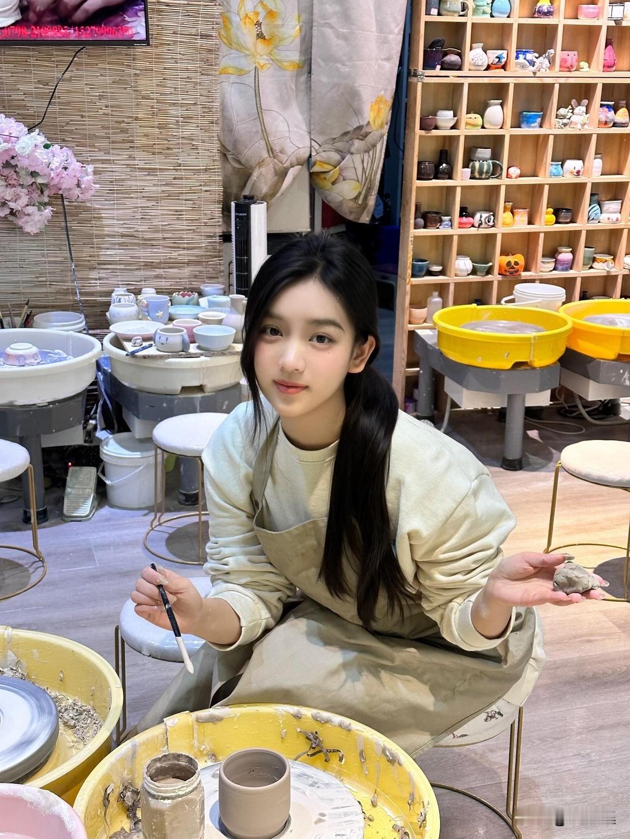 陶艺生花，妙手成器。