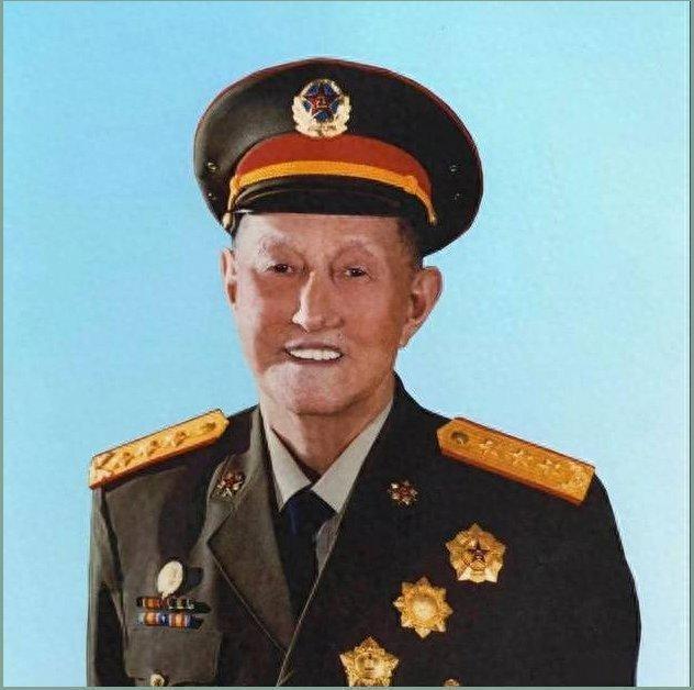 1946年东北寒冬：洪学智拒绝国民党物资利诱的真相
 
1946年洪学智到东北后