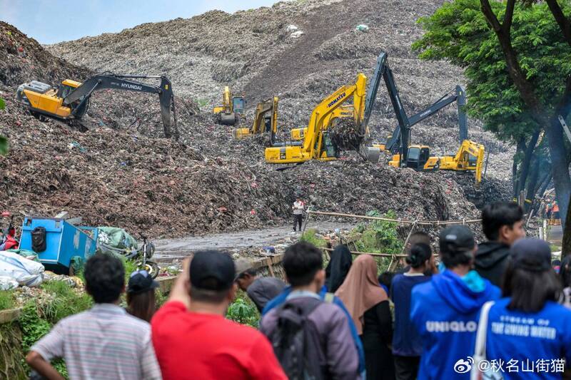 印尼最大垃圾填埋场坍塌致4人死亡 200余名救援人员紧急搜救海外新鲜事 印度尼西