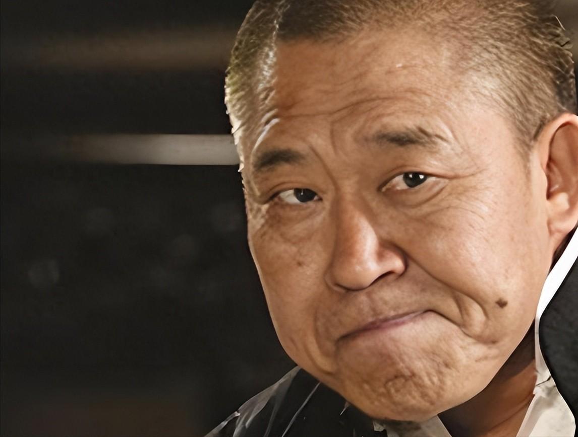 演了一辈子坏人，68岁的杜旭东却是最硬气的爹，女儿怀孕6个月身体笨重遭前夫冷暴力