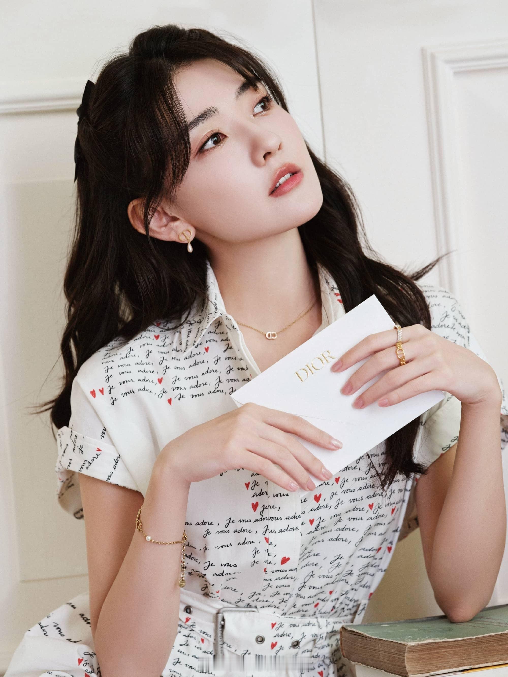 梁洁独家的浪漫 ​​​