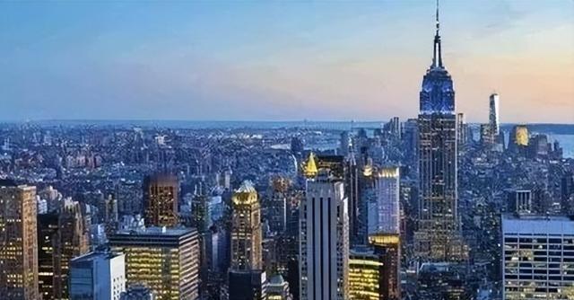 美媒大胆预测，20年后亚洲将现身2个超级大国，中国排名让人意外

特朗普重返白宫