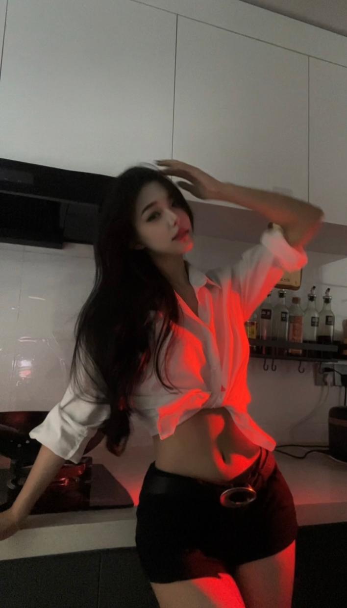 有没有一句话是在办公室和做事的时候都可以用的？