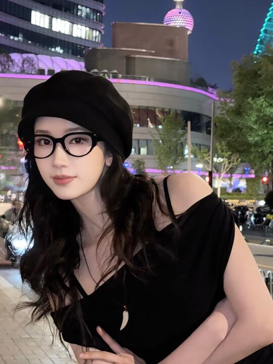 夜晚拍照才有感觉🪐