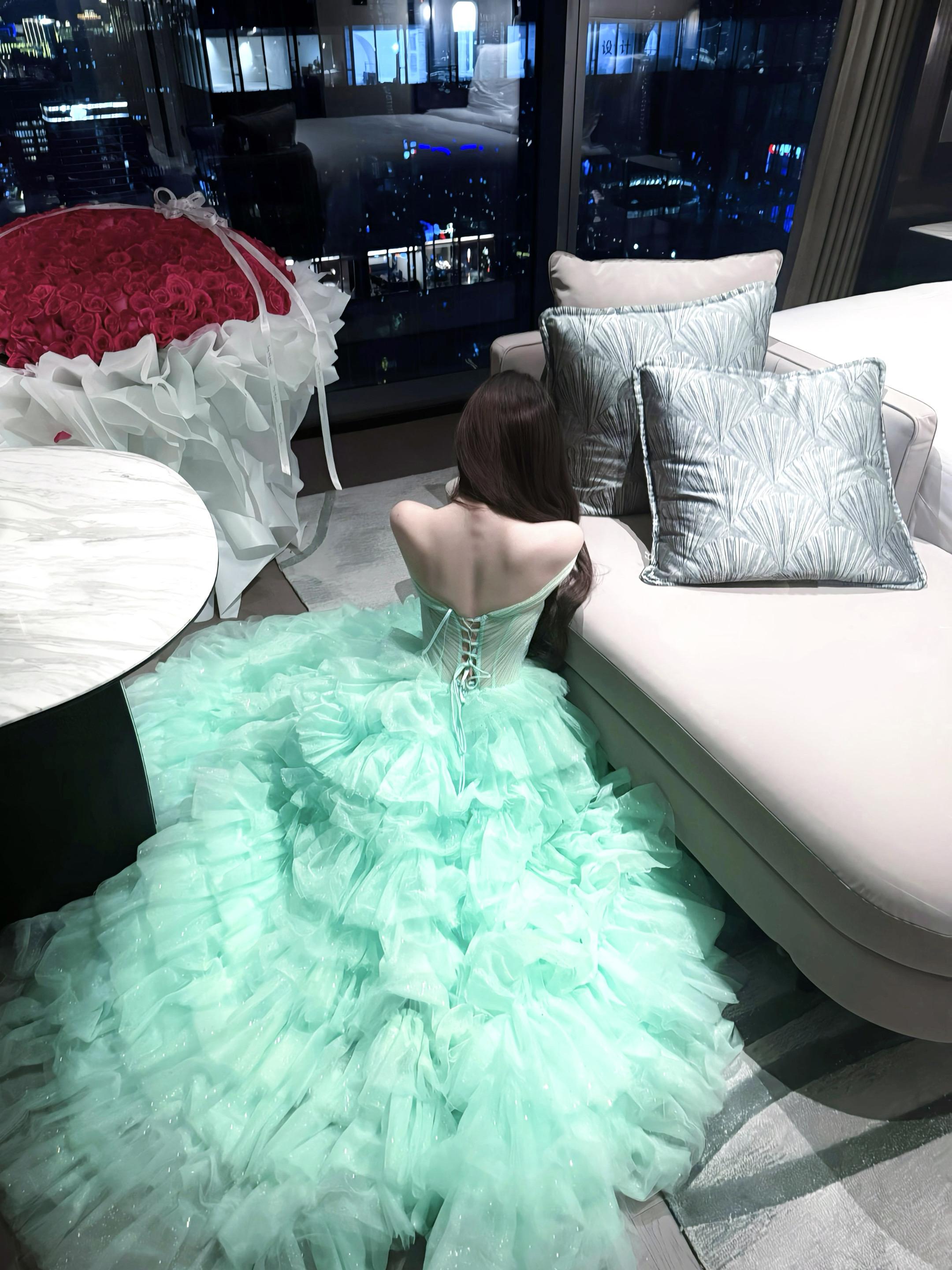 我的名字在你生命中沉没时 是否激起一滴泪的涟漪