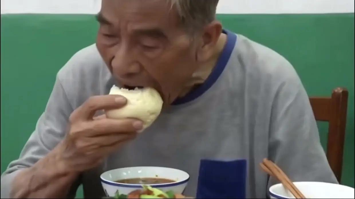 75岁的白所成这辈子别想走出监狱大门了，白所成这个年龄本应该过着养尊处优的生活可