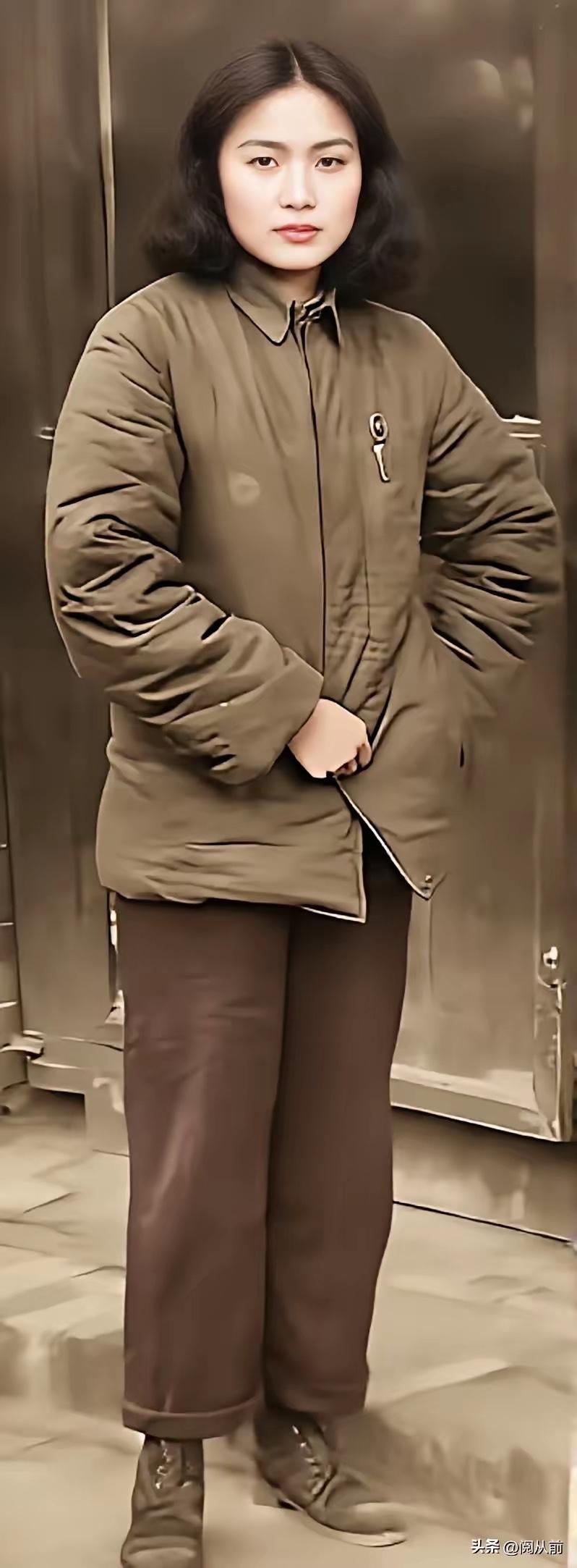 刘胡兰的妹妹刘爱兰
​​刘胡兰1947年壮烈牺牲后，妹妹刘爱兰1948年加入西北