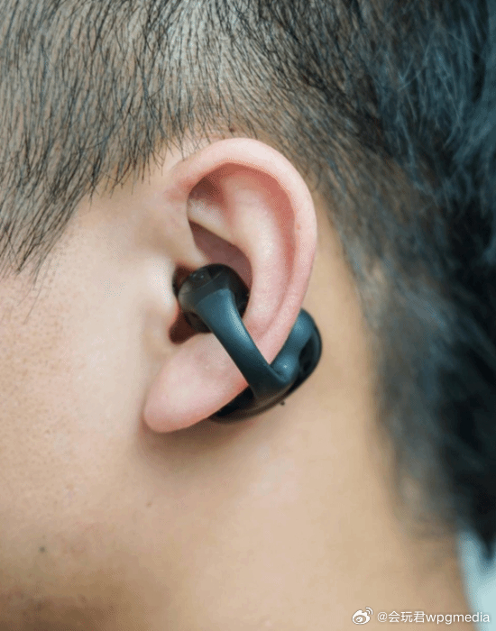 20岁小伙长期戴骨传导耳机致聋 慢性声损伤易被忽略3月5日消息，据媒体报道 ，2