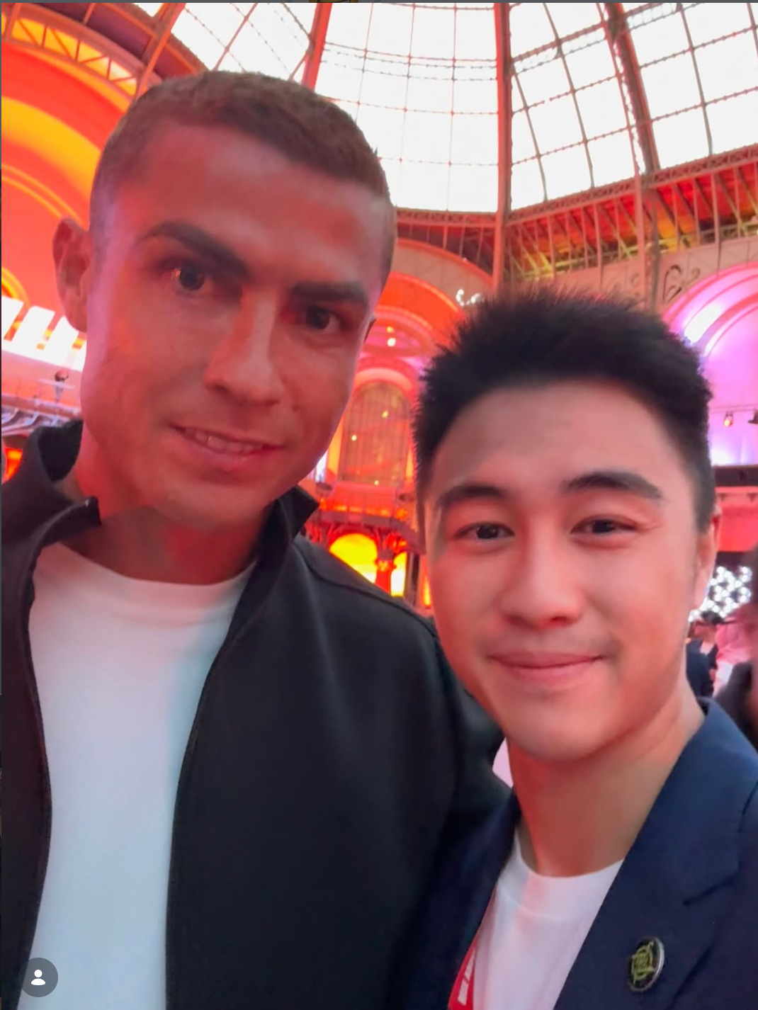 #何猷君孩子以Ronaldo命名# 澳门赌王何鸿燊之子何猷君今天更新社媒：“我能