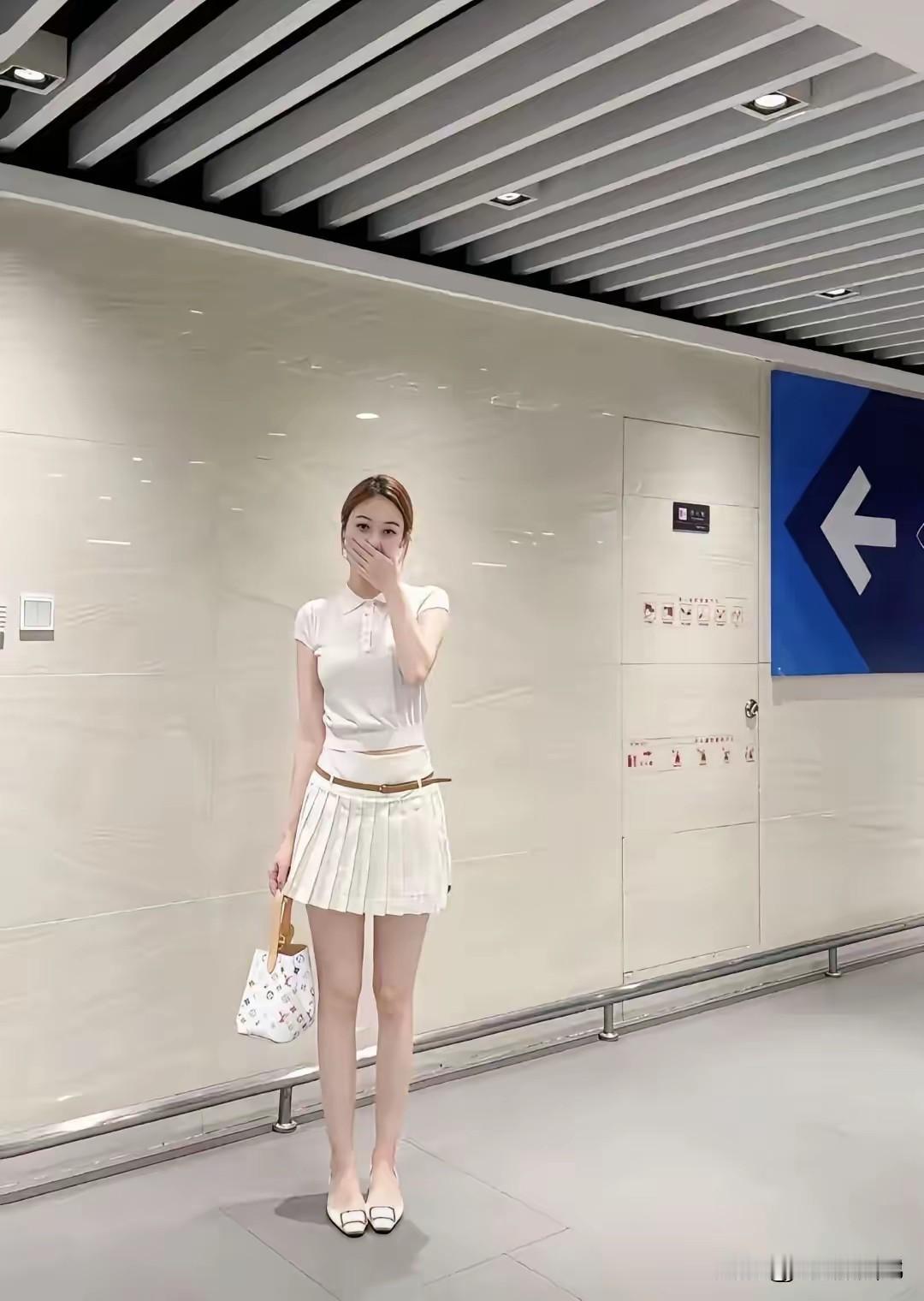 出发杨庄，去看看多年不见的哥，顺便聚聚，一块吃个饭！