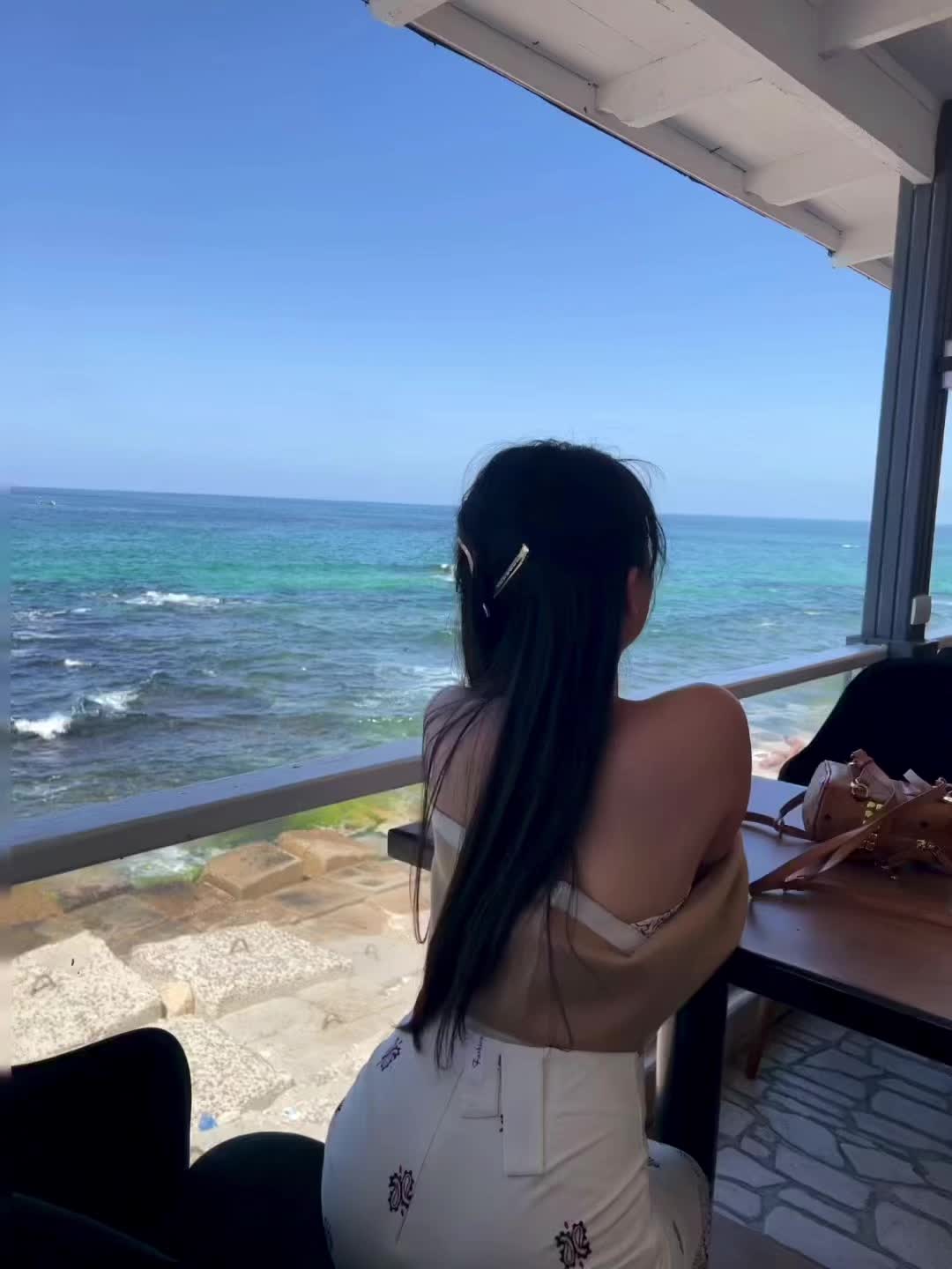 有海的城市或许会更浪漫吧