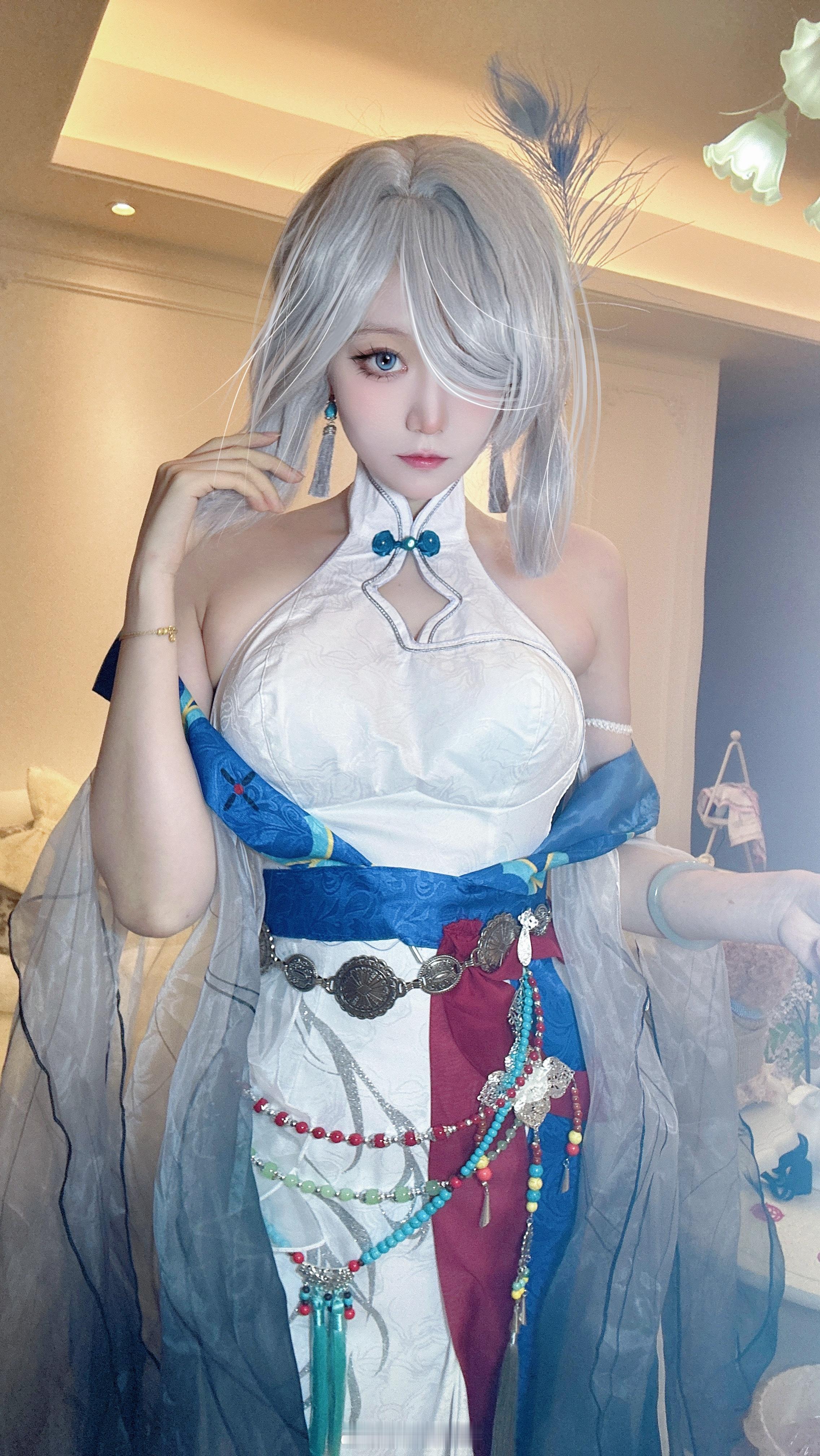 雪山神女——申鹤 cosplay  COS[超话]  