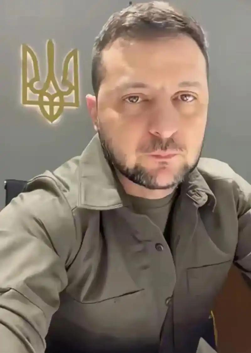 ·谈判结束！当地时间1月6日，新一轮谈判正式落下帷幕，泽连斯基还是被卖了，因为一