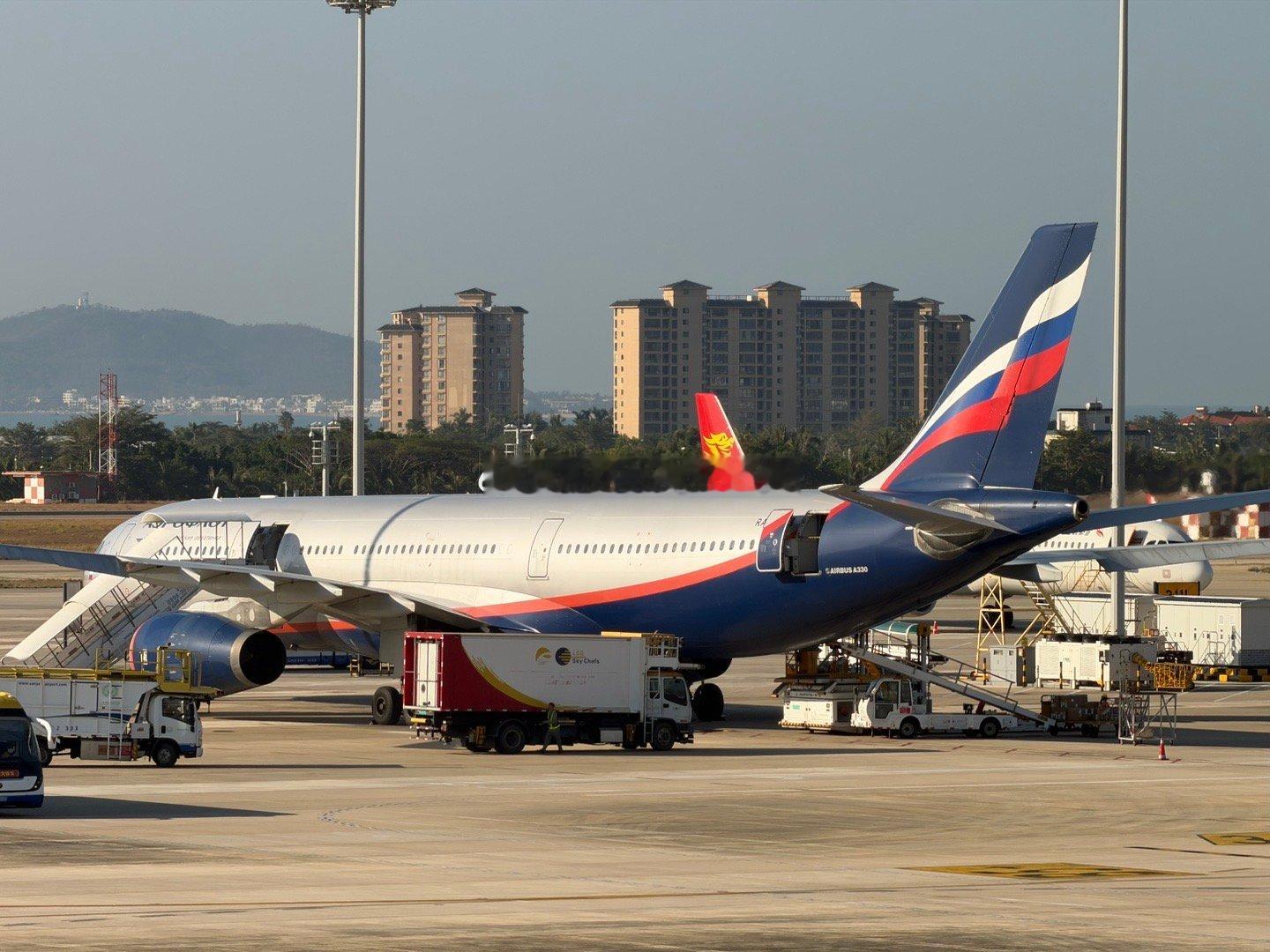 🇷🇺窝们饿螺蛳仁，那哔腚是追汁豉海南旅游业的！ 