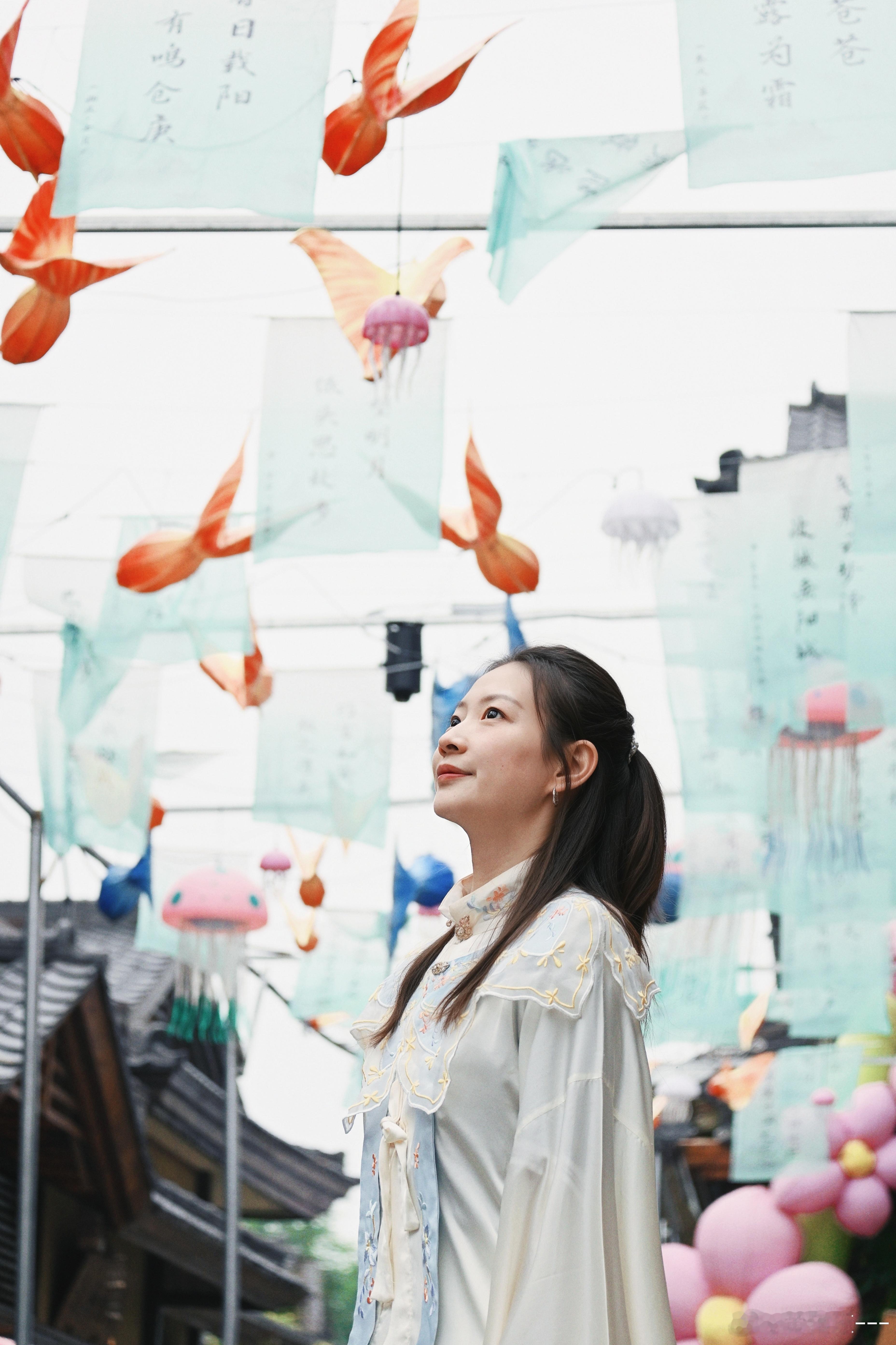 我的10月[太阳][音乐][照相机]黄雅琼[超话]雅琼的正能量日记一条plog告