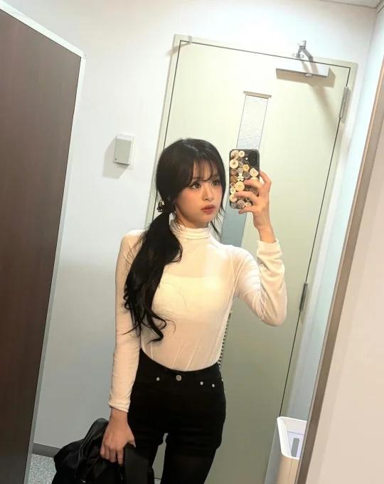 雅譞WVS更新｜好漂亮的身材🤳🏻
【251203】kpop babymast