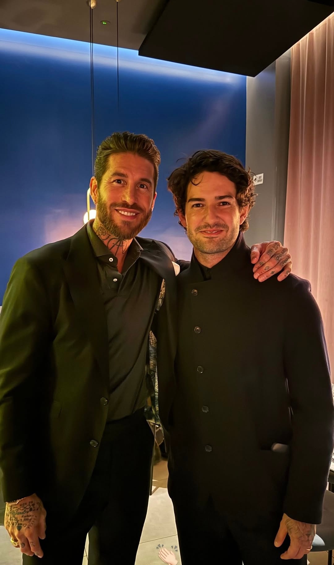 【📸】 🔴⚫️ 此次米兰德比，帕托🇧🇷见到了不少老朋友。sempremi