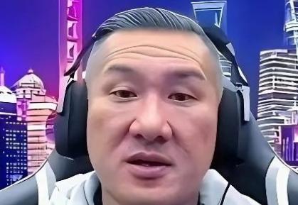 馆长说的一句话，很有道理，馆长表示，国民党打内战，输给了共产党，被赶到台湾来，在